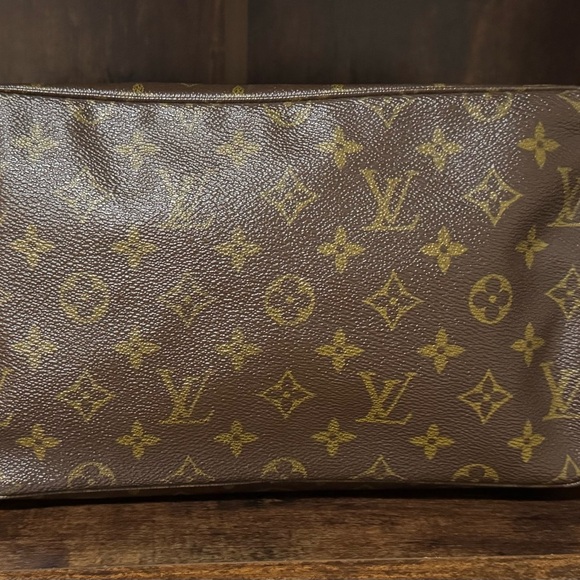 Louis Vuitton Handbags - Louis Vuitton Trousse 28